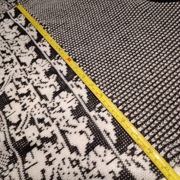 Vintage Unisex Knitted Ski Sweater Acylic Blend - Picture 6 of 6